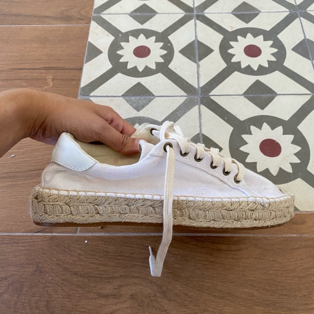 Soludos brand new espadrilles in cream